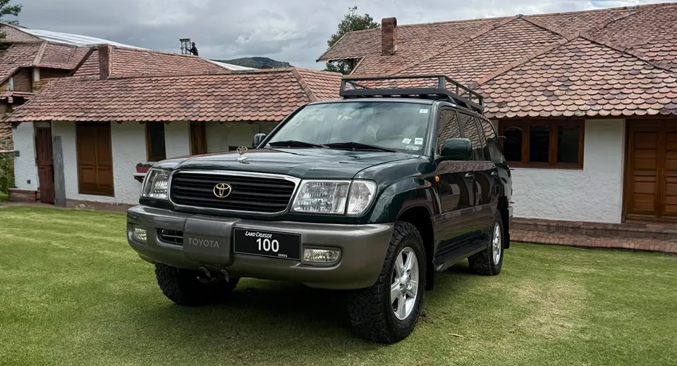 land-cruiser-100.webp