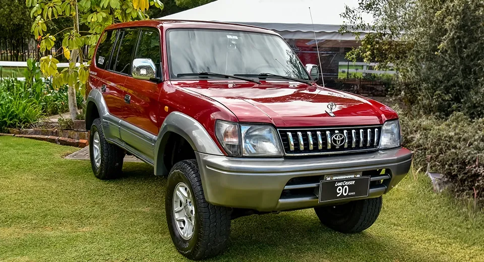 land-cruiser-90.webp